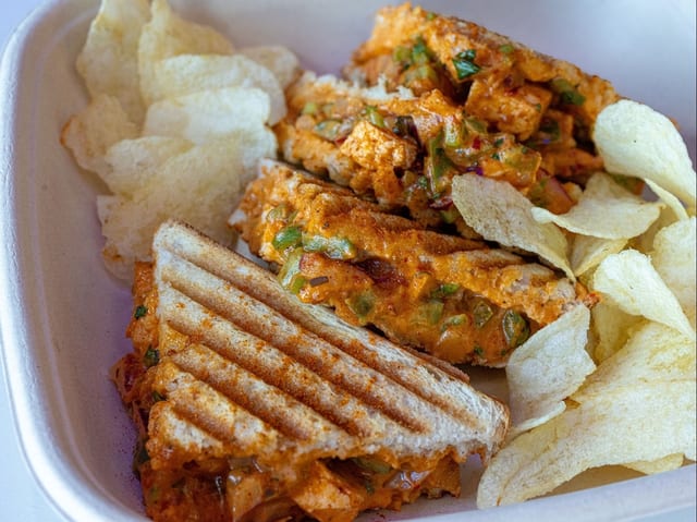 Tandoori Paneer Sandwich (S) (J).